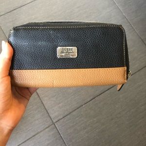 Guess purse
